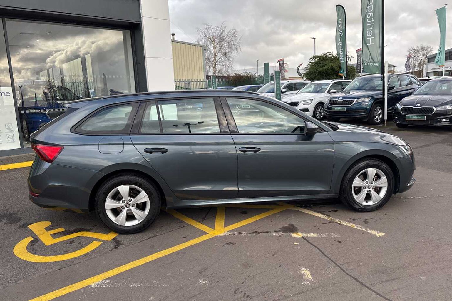 SKODA Octavia Estate (2017)  1.5 TSI (150ps) ACT SE Tech