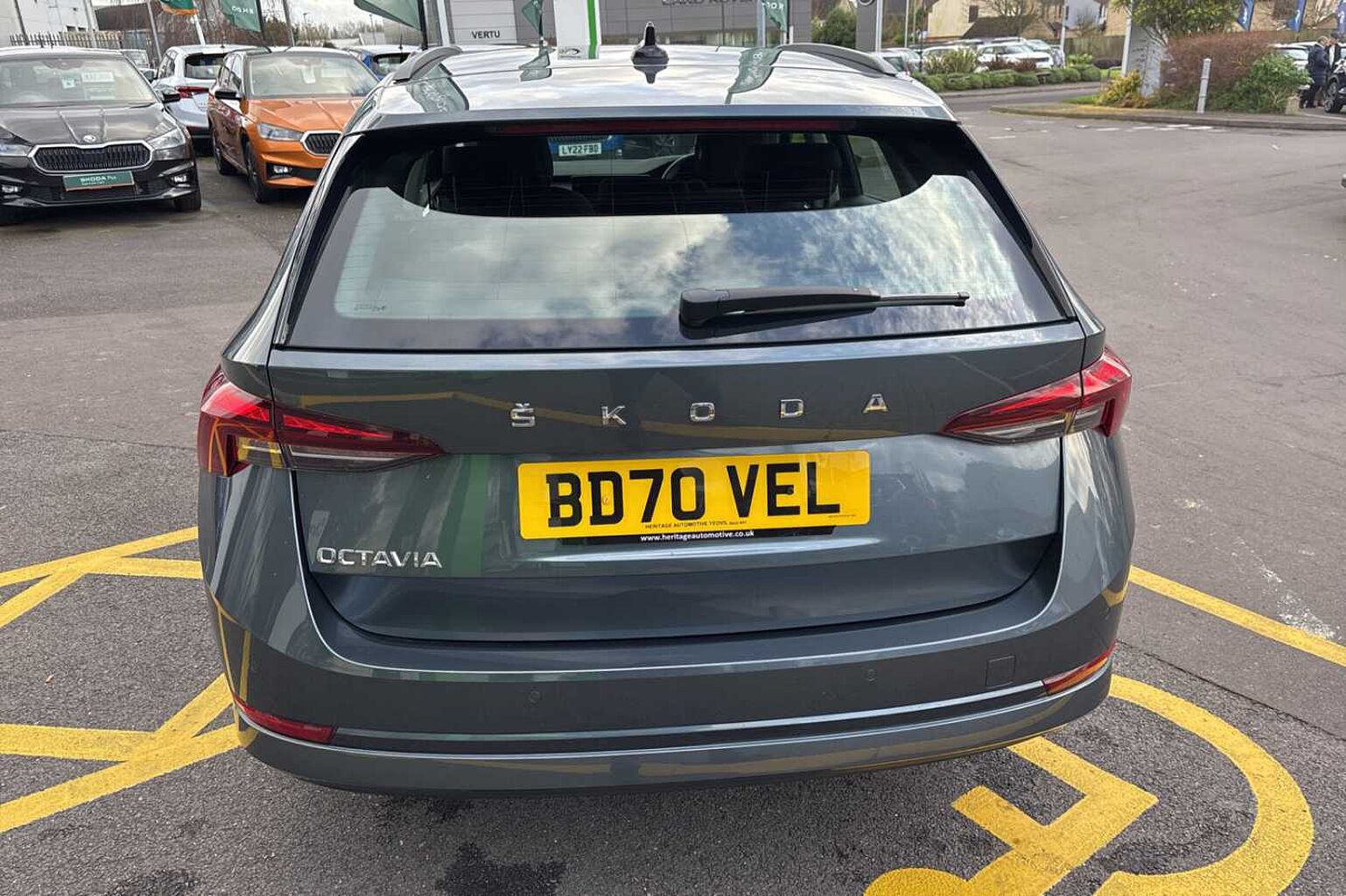 SKODA Octavia Estate (2017)  1.5 TSI (150ps) ACT SE Tech